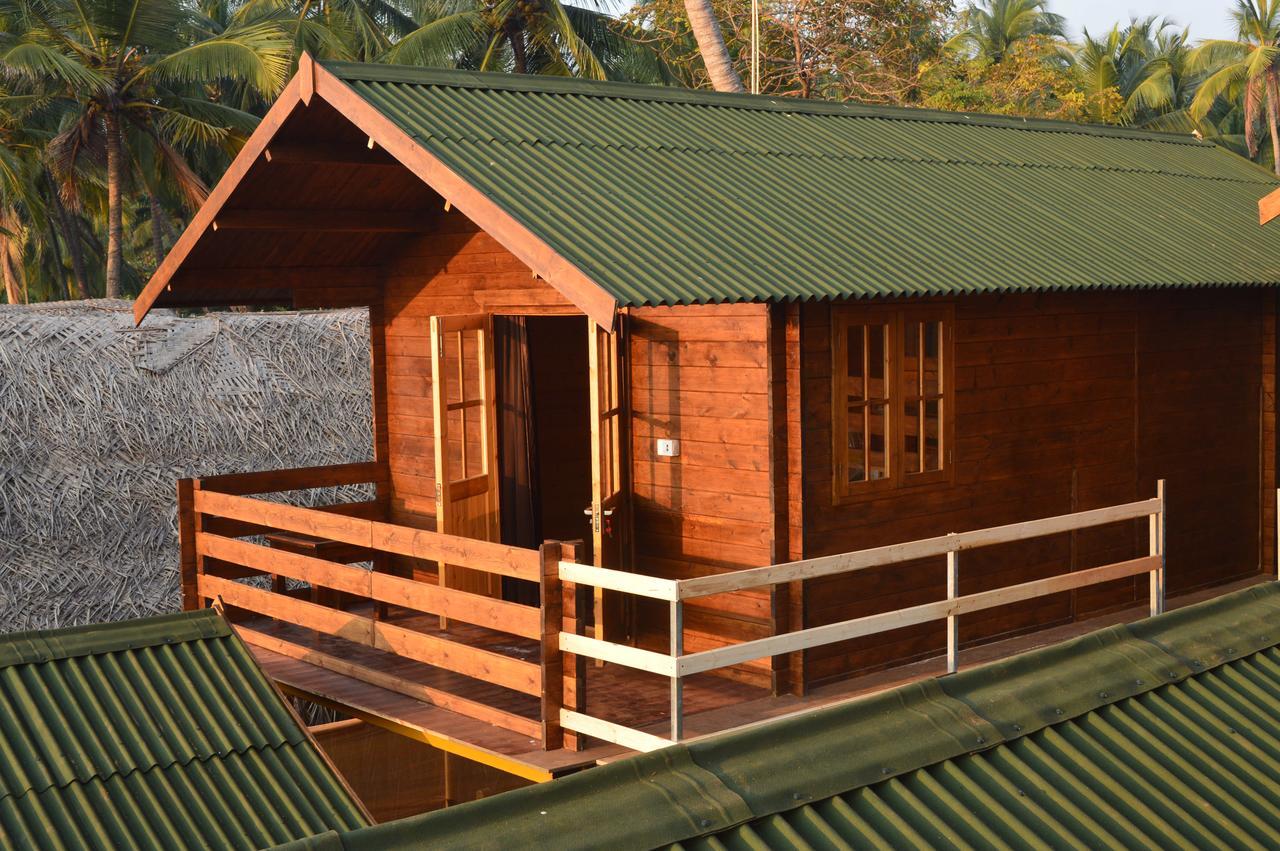 Anantra Sea View Resort Agonda Kültér fotó