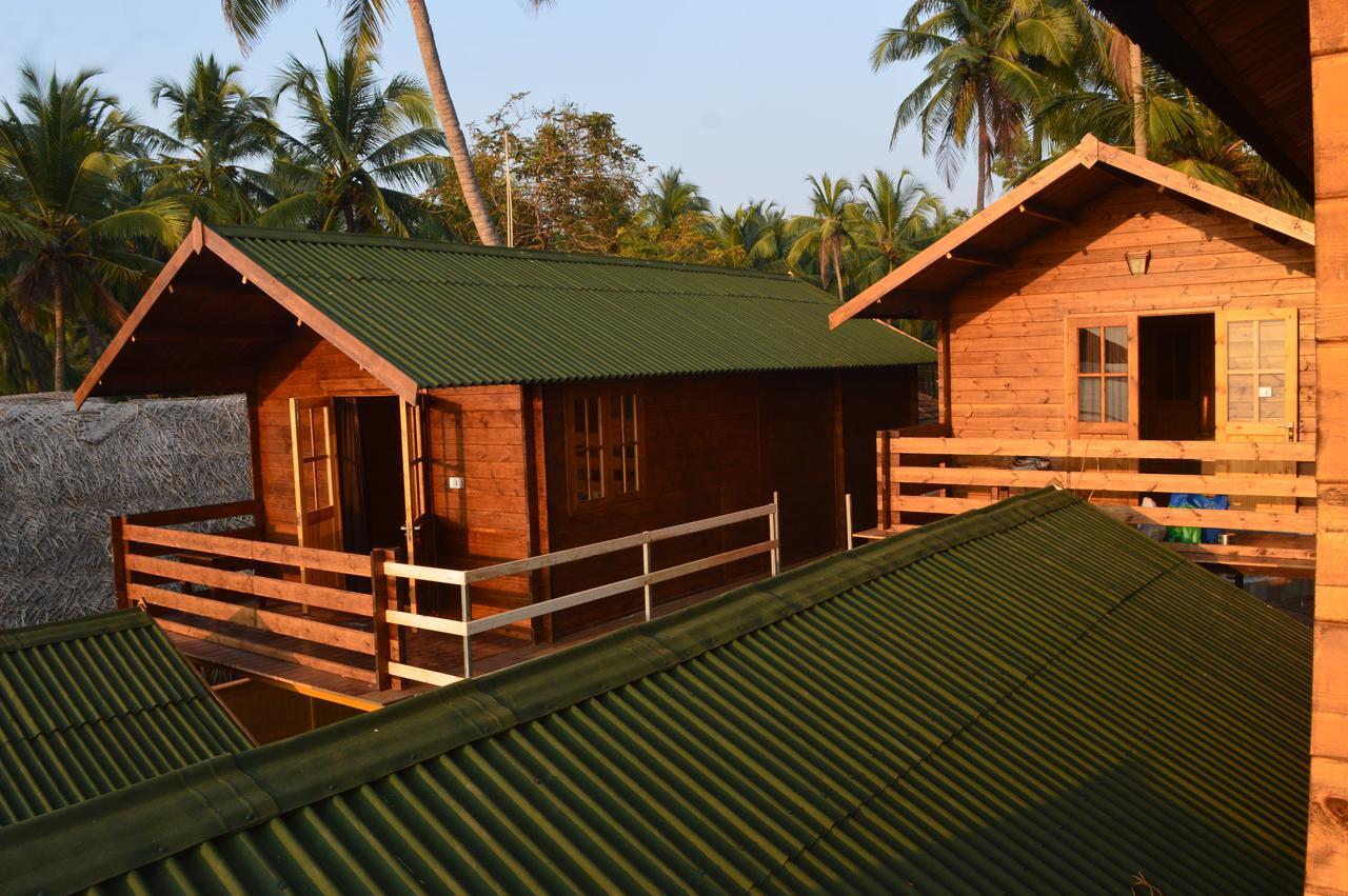 Anantra Sea View Resort Agonda Kültér fotó