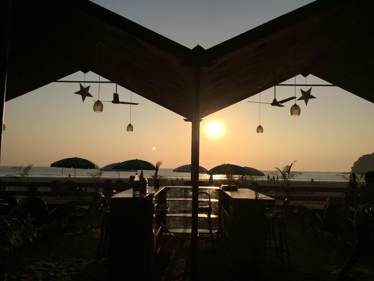 Anantra Sea View Resort Agonda Kültér fotó